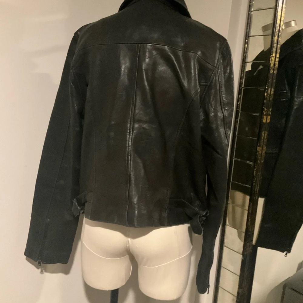Levi's Women's Black Leather Jacket - Picture 4 of 8